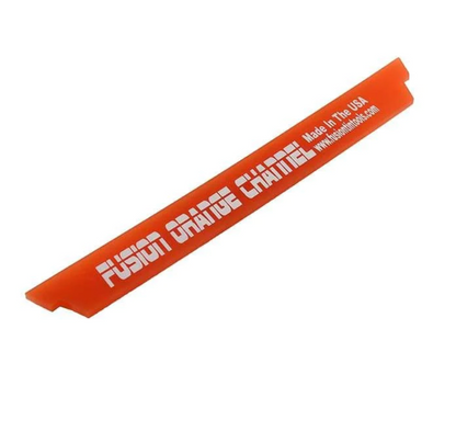 Dynamic orange Fusion Stroke Blade 7", offering optimal control for professional use.